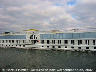 Flusskreuzfahrtschiff A-ROSA DONNA am 05. April 2002 in der Hansestadt Rostock.