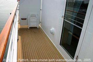 Das Kreuzfahrtschiff AIDAcara: Eine Junior-Suite mit Balkon auf Deck 7.
