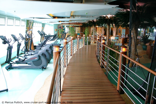 Das Kreuzfahrtschiff AIDAcara: Der Bereich 'Fit & Fun' auf Deck 9.