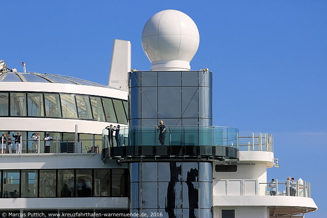 Das Kreuzfahrtschiff AIDAprima am 15. April 2016 in Cadiz (Spanien).