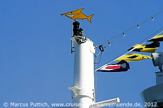 Das Kreuzfahrtschiff AIDAsol am 25. Mai 2012 im Kreuzfahrthafen Warnem&uuml;nde in der Hansestadt Rostock.