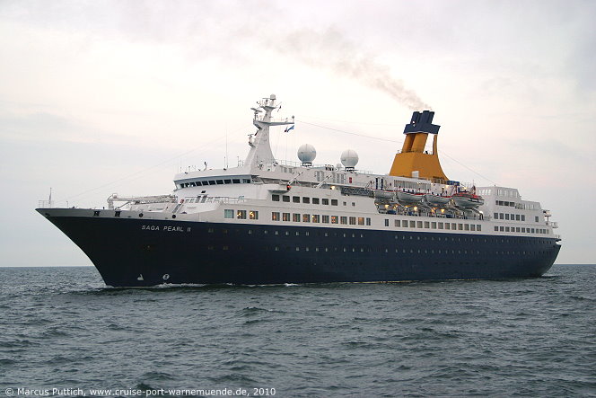 Das Kreuzfahrtschiff SAGA PEARL II am 07. August 2010 im Kreuzfahrthafen Warnem&uuml;nde in der Hansestadt Rostock.