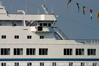 Das Kreuzfahrtschiff ASTOR am 11. September 2008 im Ostseebad Warnem&uuml;nde (Erstanlauf).