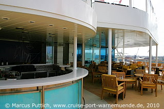 Kreuzfahrtschiff CELEBRITY ECLIPSE: Die Oceanview Bar auf Deck 14.