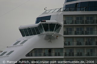 Das Kreuzfahrtschiff CELEBRITY SOLSTICE am 22. Oktober 2008 in Hamburg (Deutschland).