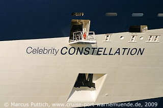 Das Kreuzfahrtschiff CELEBRITY CONSTELLATION am 25. August 2009 im Ostseebad Warnem&uuml;nde.