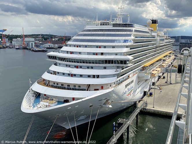 Das Kreuzfahrtschiff COSTA DIADEMA von der Kreuzfahrtreederei Costa Crociere am 09. September 2022 in Kiel (Deutschland).