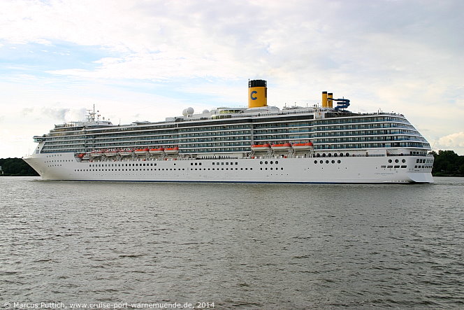 Das Kreuzfahrtschiff COSTA MEDITERRANEA von der Kreuzfahrtreederei Costa Crociere am 29. Juni 2014 in Hamburg (Deutschland).