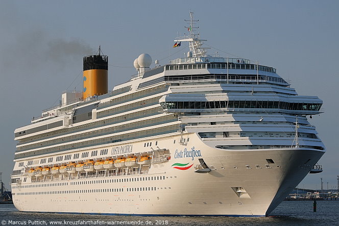 Das Kreuzfahrtschiff COSTA PACIFICA am 21. August 2018 im Kreuzfahrthafen Warnemünde in der Hansestadt Rostock.