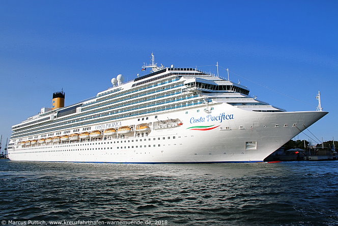 Das Kreuzfahrtschiff COSTA PACIFICA am 21. August 2018 im Kreuzfahrthafen Warnemünde in der Hansestadt Rostock.