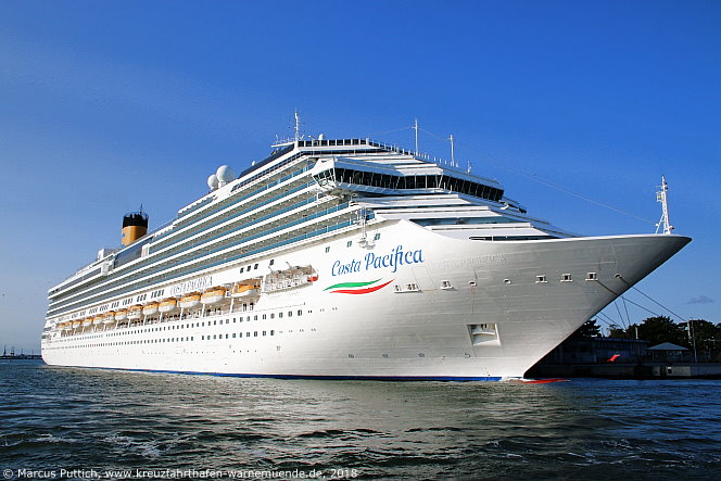 Das Kreuzfahrtschiff COSTA PACIFICA am 21. August 2018 im Kreuzfahrthafen Warnemünde in der Hansestadt Rostock.