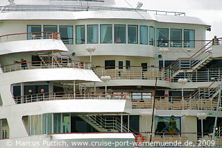 Das Kreuzfahrtschiff BRAEMAR am 12. August 2009 im Kreuzfahrthafen Warnem&uuml;nde in der Hansestadt Rostock.