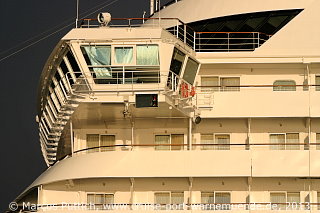 Das Kreuzfahrtschiff CRYSTAL SERENITY von der Kreuzfahrtreederei Crystal Cruises am 01. August 2013 im Kreuzfahrthafen Warnemünde in der Hansestadt Rostock.