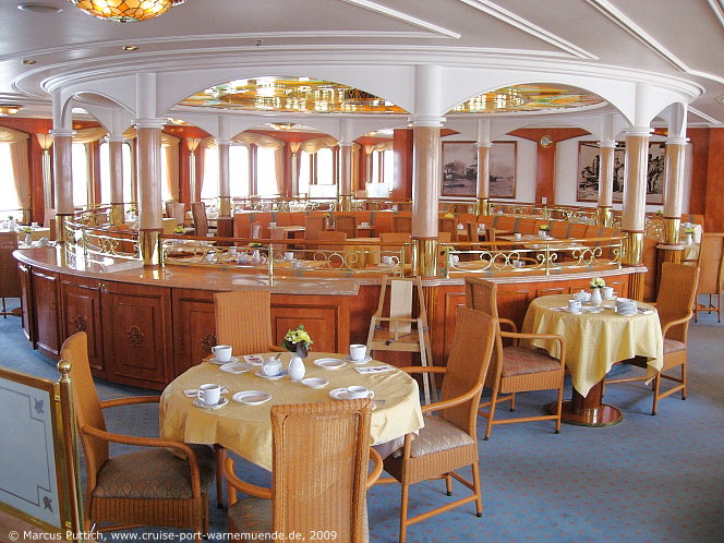 Kreuzfahrtschiff DEUTSCHLAND: Das Restaurant Lido-Gourmet auf Deck 9.