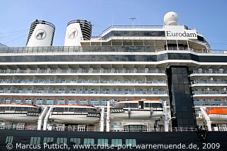 Das Kreuzfahrtschiff EURODAM am 02. August 2009 im Kreuzfahrthafen Warnemünde in der Hansestadt Rostock.