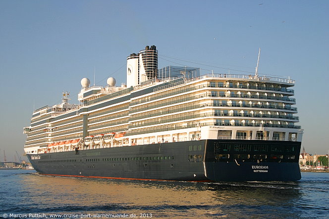 Das Kreuzfahrtschiff EURODAM am 08. Juni 2013 im Kreuzfahrthafen Warnemünde in der Hansestadt Rostock.