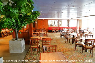 Das Kreuzfahrtschiff MEIN SCHIFF: Das Buffet-Restaurant Anckelmannsplatz auf Deck 11.