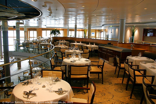 Das Kreuzfahrtschiff MEIN SCHIFF: Das Restaurant Atlantik auf Deck 6.