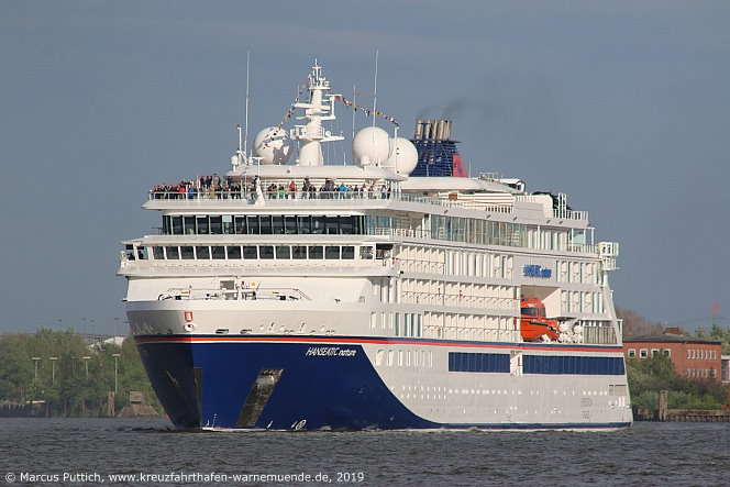 Das Kreuzfahrtschiff HANSEATIC nature am 05. Mai 2019 in Hamburg (Deutschland).