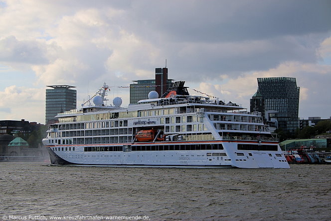 Das Kreuzfahrtschiff HANSEATIC nature am 05. Mai 2019 in Hamburg (Deutschland).