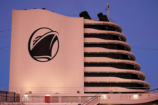 Das Kreuzfahrtschiff KONINGSDAM am 07. September 2016 im Kreuzfahrthafen Warnemünde in der Hansestadt Rostock.