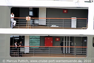 Das Kreuzfahrtschiff LE BOREAL am 30. Juni 2010 in Bremerhaven (Deutschland).