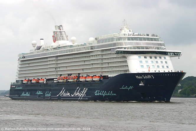 Das Kreuzfahrtschiff MEIN SCHIFF 3 am 01. Juni 2014 in Hamburg (Deutschland).