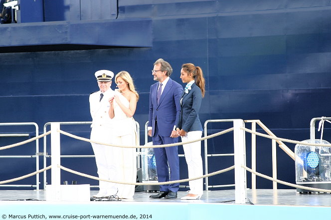 Die Taufe von dem Kreuzfahrtschiff MEIN SCHIFF 3 am 12. Juni 2014 in Hamburg (Deutschland) unter dem Motto 'Diamant trifft Perle'.