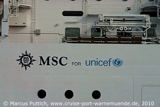 Das Kreuzfahrtschiff MSC MAGNIFICA am 05. M&auml;rz 2010 in Hamburg (Deutschland).