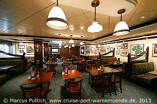Kreuzfahrtschiff NORWEGIAN BREAKAWAY: O'Sheehan's Neighborhood Bar & Grill auf Deck 07.