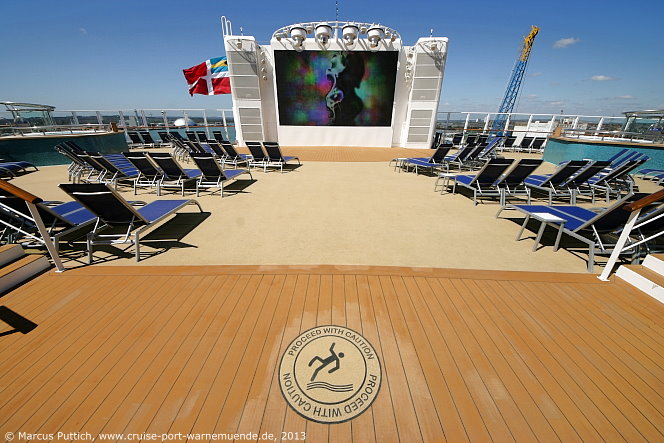 Kreuzfahrtschiff NORWEGIAN BREAKAWAY: Das Spice H2O auf Deck 16.