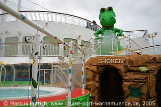 Kreuzfahrtschiff NORWEGIAN DAWN: Der T-Rex Kids Pool auf Deck 12.