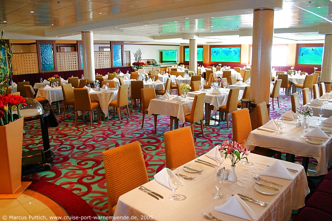 Kreuzfahrtschiff NORWEGIAN DAWN: Das Aqua Restaurant auf Deck 06.