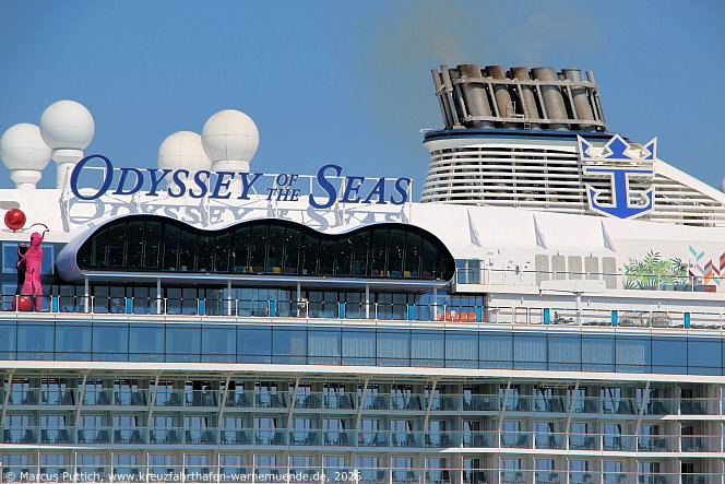 Das Kreuzfahrtschiff ODYSSEY OF THE SEAS von der Kreuzfahrtreederei Royal Caribbean International am 26. Juni 2026 in Civitavecchia (Italien).