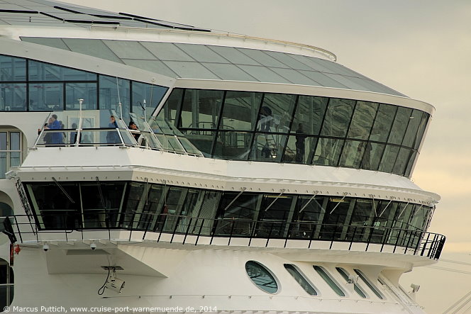 Das Kreuzfahrtschiff QUANTUM OF THE SEAS von der Kreuzfahrtreederei Royal Caribbean International am 23. Oktober 2014 in Hamburg (Deutschland).