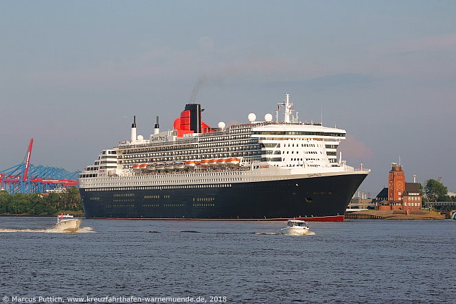 Das Kreuzfahrtschiff QUEEN MARY 2 am 27. Mai 2018 in Hamburg (Deutschland).