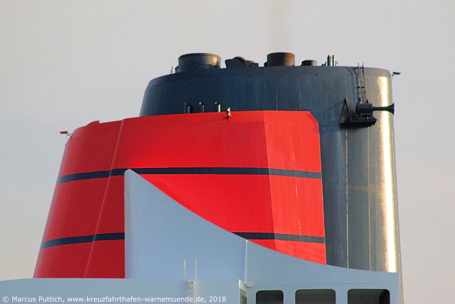 Das Kreuzfahrtschiff QUEEN MARY 2 am 27. Mai 2018 in Hamburg (Deutschland).