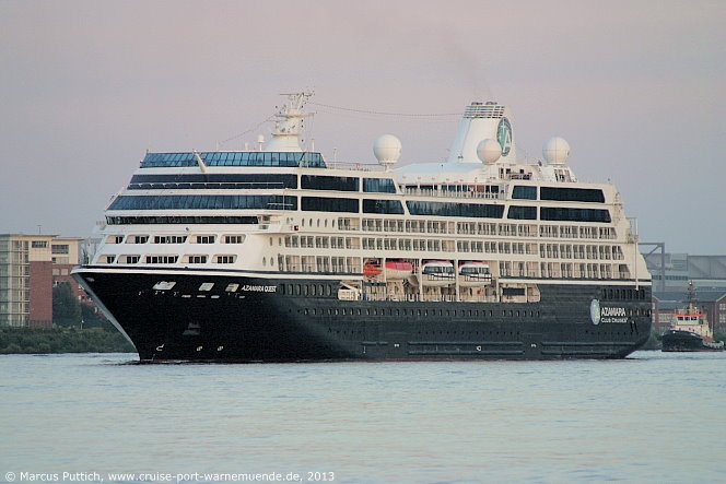 Das Kreuzfahrtschiff AZAMARA QUEST am 07. August 2013 in Hamburg (Deutschland).