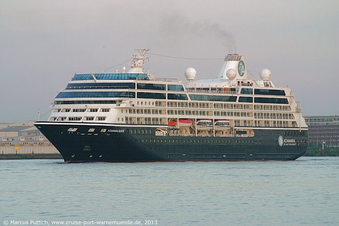Das Kreuzfahrtschiff AZAMARA QUEST am 07. August 2013 in Hamburg (Deutschland).