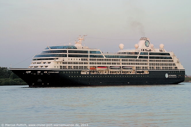 Das Kreuzfahrtschiff AZAMARA QUEST am 07. August 2013 in Hamburg (Deutschland).