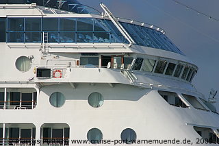 Kreuzfahrtschiff AZAMARA JOURNEY am 06. August 2009 im Kreuzfahrthafen Warnem&uuml;nde in der Hansestadt Rostock.