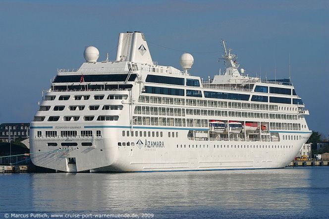 Kreuzfahrtschiff AZAMARA JOURNEY am 06. August 2009 im Kreuzfahrthafen Warnem&uuml;nde in der Hansestadt Rostock.