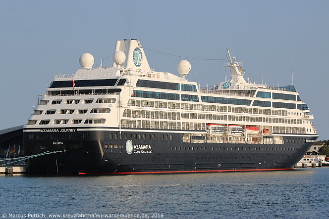 Kreuzfahrtschiff AZAMARA JOURNEY am 09. August 2018 im Kreuzfahrthafen Warnem&uuml;nde in der Hansestadt Rostock.