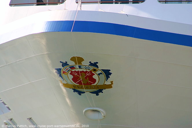 Das Kreuzfahrtschiff REGATTA am 04. August 2010 im Kreuzfahrthafen Warnem&uuml;nde in der Hansestadt Rostock.