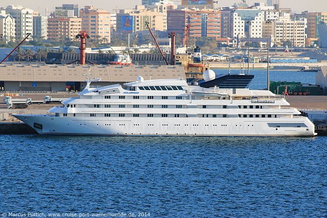 Die Yacht DUBAWI am 07. Dezember 2014 in Dubai (Vereinigte Arabische Emirate).