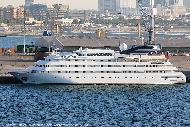 Die Yacht DUBAWI am 07. Dezember 2014 in Dubai (Vereinigte Arabische Emirate).