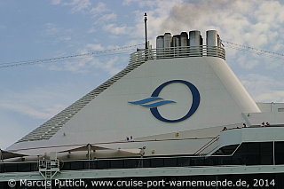 Das Kreuzfahrtschiff RIVIERA am 28. März 2014 in Miami, FL (USA).