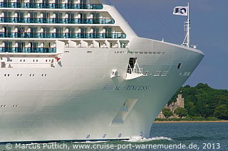 Das Kreuzfahrtschiff ROYAL PRINCESS am 14. Juni 2013 in Southampton (England).
