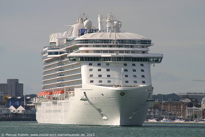 Das Kreuzfahrtschiff ROYAL PRINCESS am 14. Juni 2013 in Southampton (England).