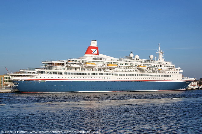 Das Kreuzfahrtschiff BOUDICCA am 08. April 2018 im Kreuzfahrthafen Warnem&uuml;nde in der Hansestadt Rostock.